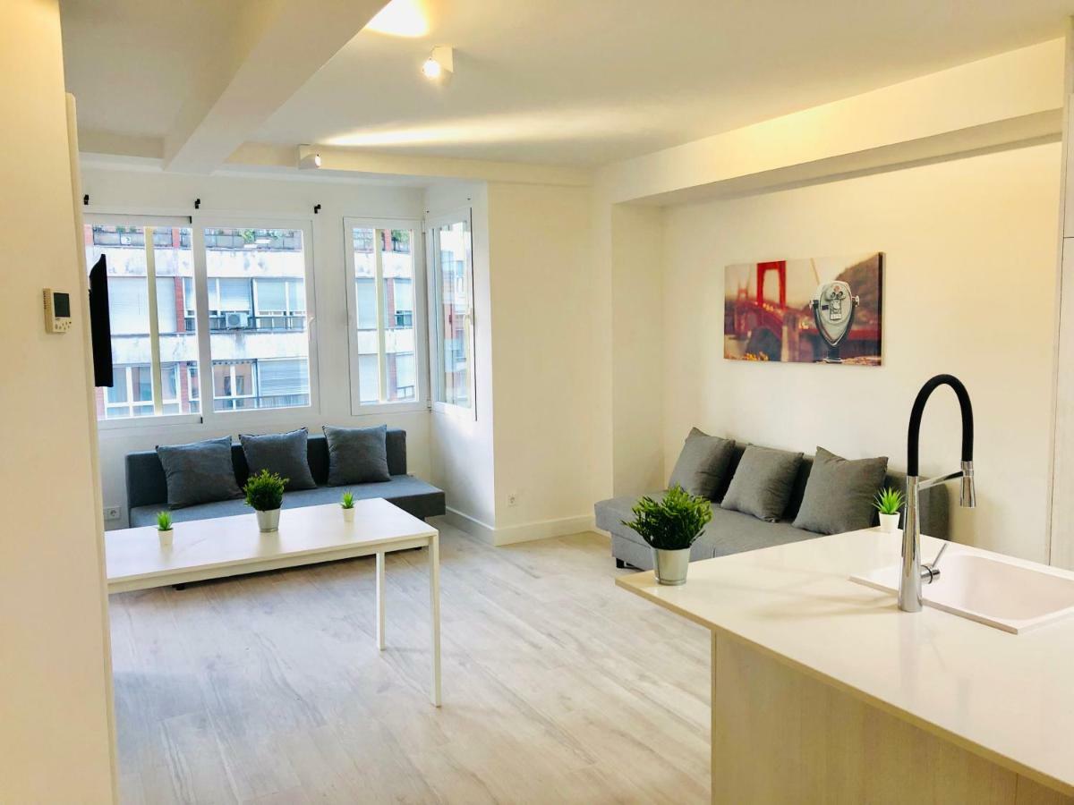 Апартаменты Pisos Con Piscina Barrio Exclusivo-Wizinkcenter Alquiler Temporada Мадрид Экстерьер фото
