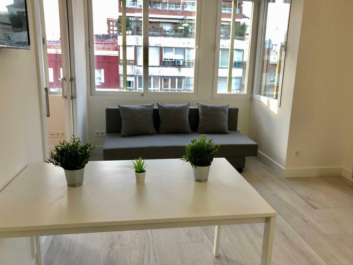 Апартаменты Pisos Con Piscina Barrio Exclusivo-Wizinkcenter Alquiler Temporada Мадрид Экстерьер фото